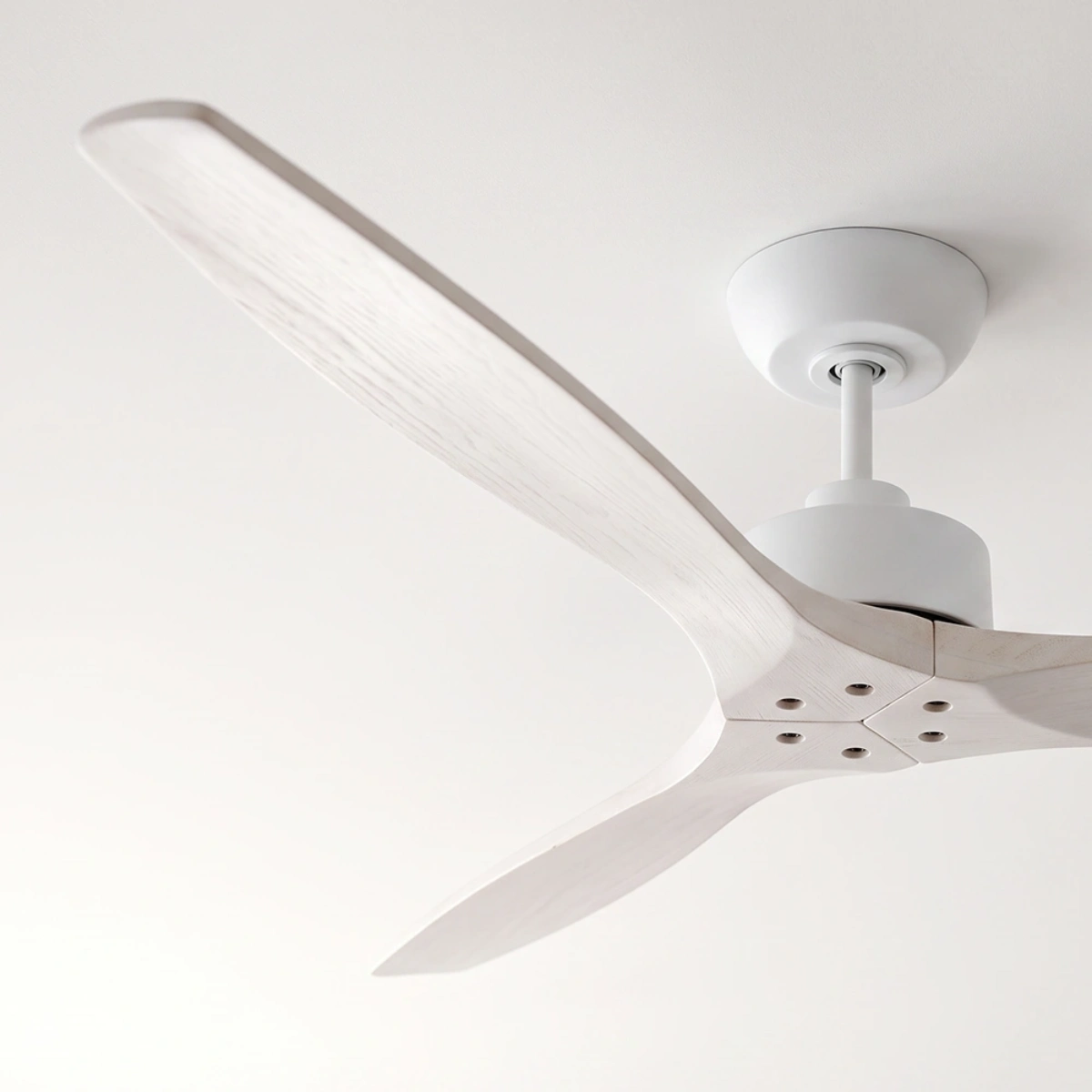 fanco-wynd-dc-54-inch-ceiling-fan-white-zoomed-in.webp