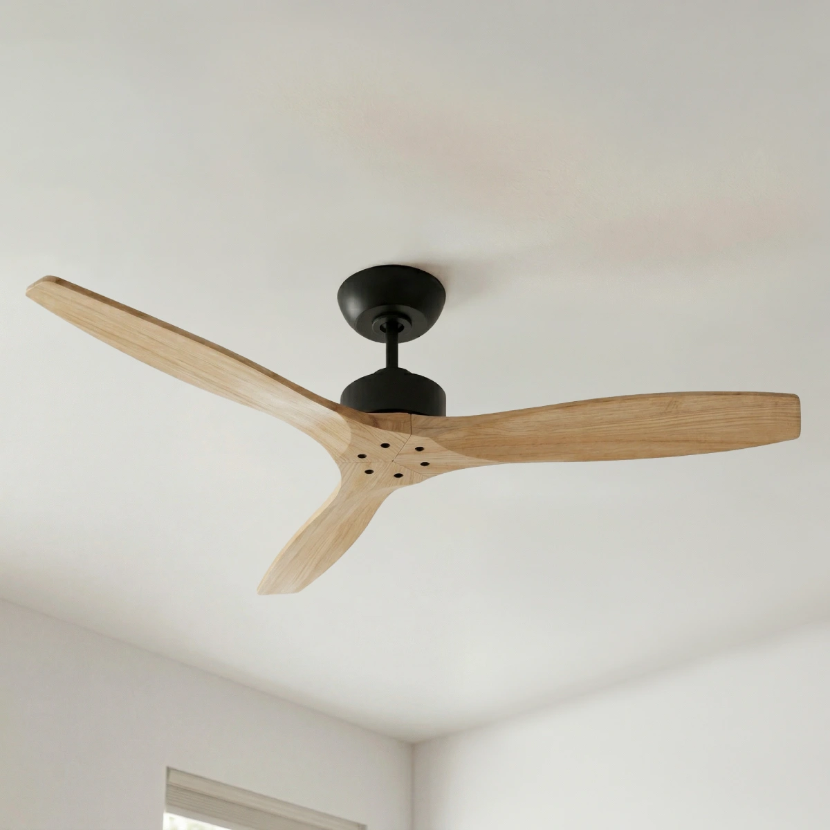 fanco-wynd-dc-54-inches-black-natural-close-up-insitu.webp