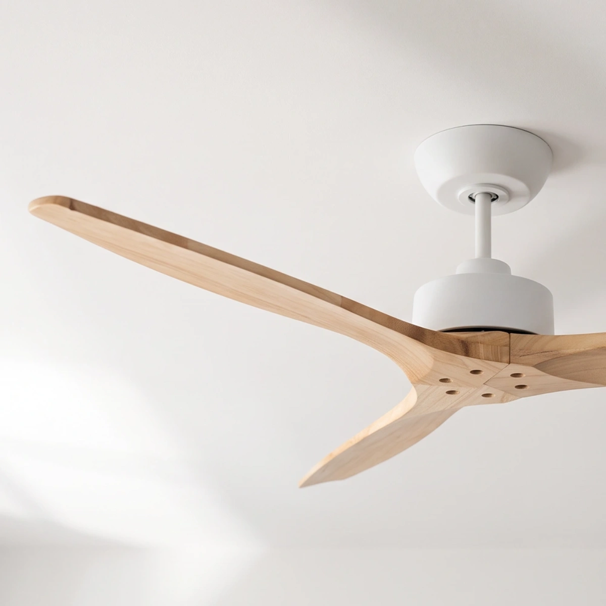 fanco-wynd-dc-54-inch-ceiling-fan-white-with-natural-zoomed-in.webp