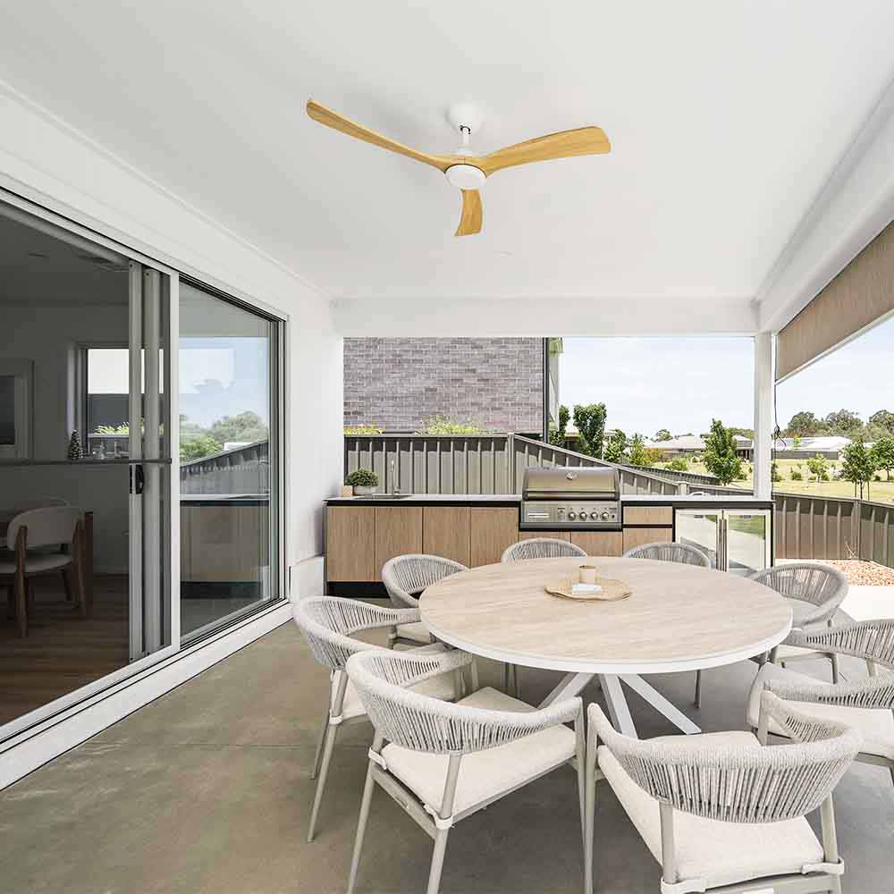 fanco-sanctuary-white-teak-52-no-light-insitu.jpg