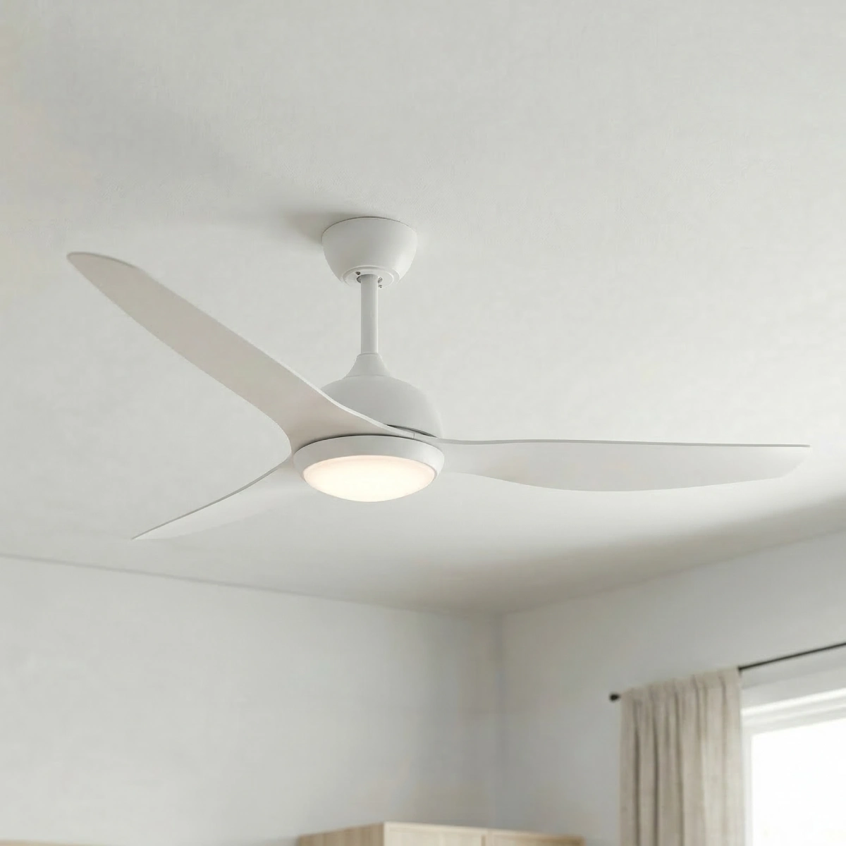 fanco-eco-style-dc-60-inches-white-with-light-close-up-insitu.webp