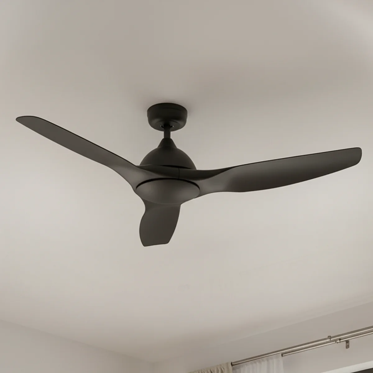 fanco-horizon-dc-52-inch-ceiling-fan-black-indoor-close-up-insitu.webp