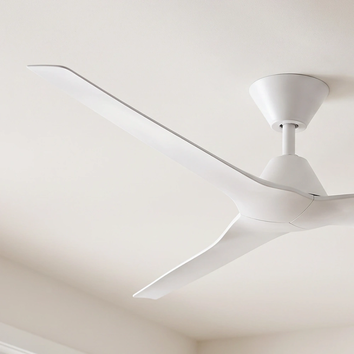 fanco-infinity-id-dc-60-inch-ceiling-fan-white-angled-close-up-insitu.webp