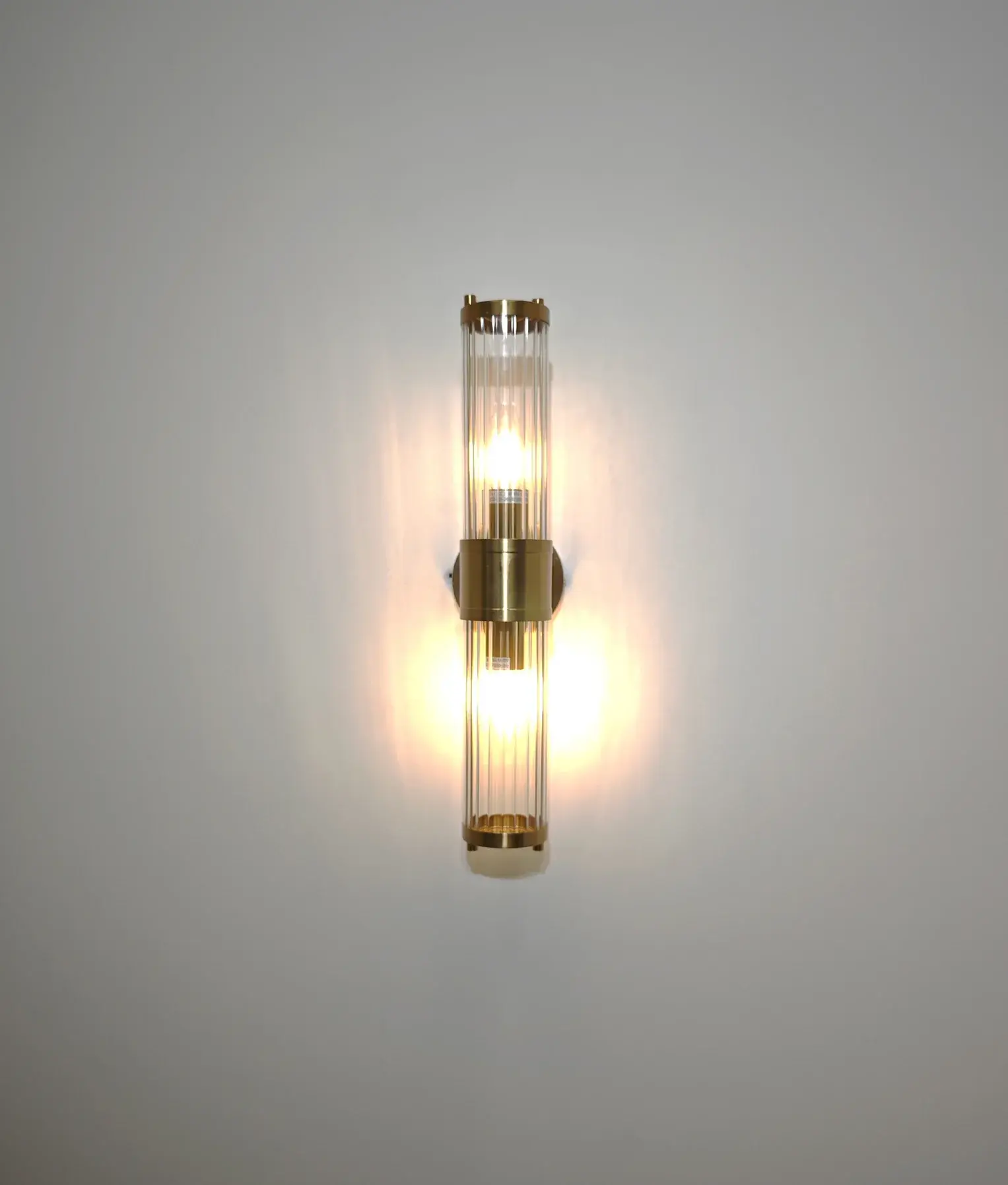TIEMPO1_LIGHTON_02.webp