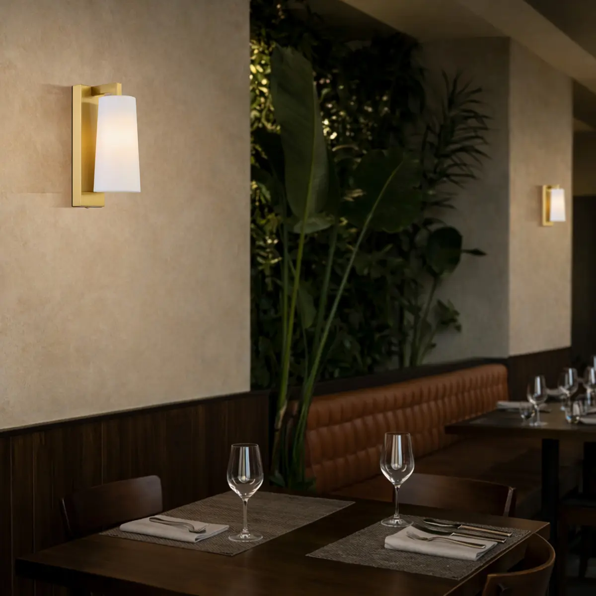 LAVIS WALL LIGHT